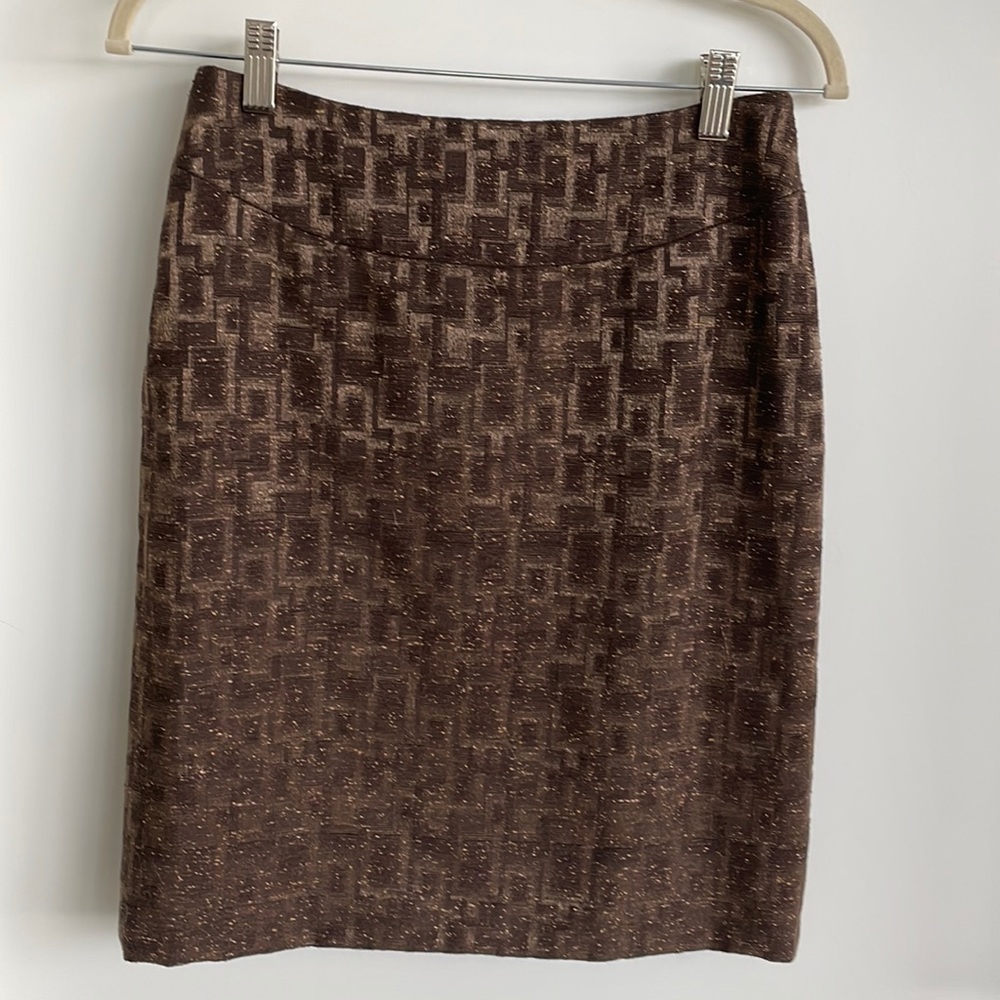 STUNNING— Brown skirt suit bottom. Antonio Melani. Size 2.